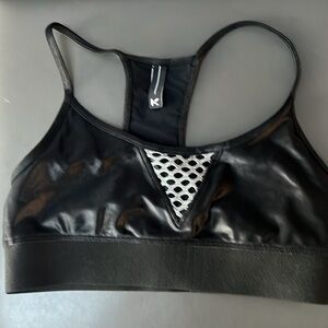 Koral sports bra. Black. Athletic wear.